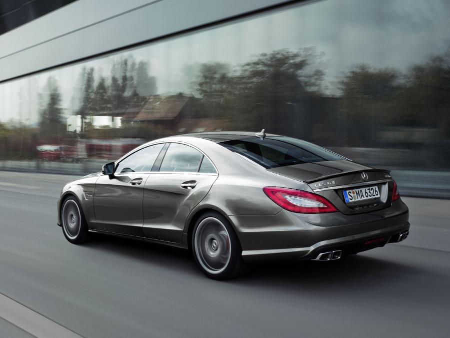  Mercedes-Benz CLS63 AMG 2010 года  (фото 17 из 30)